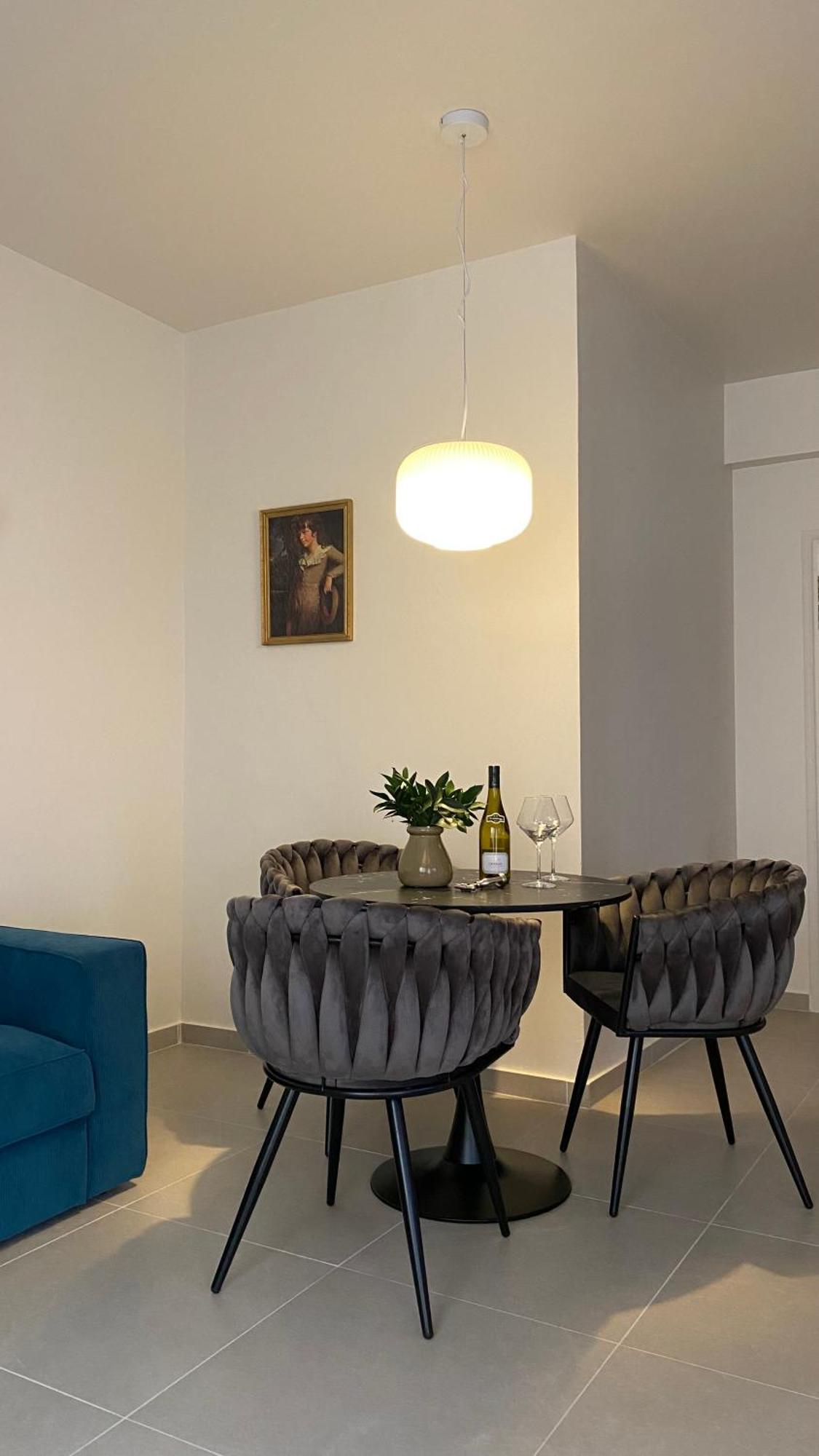 T&L Apartments Agiaos Tychonas ลิมาซอล ภายนอก รูปภาพ